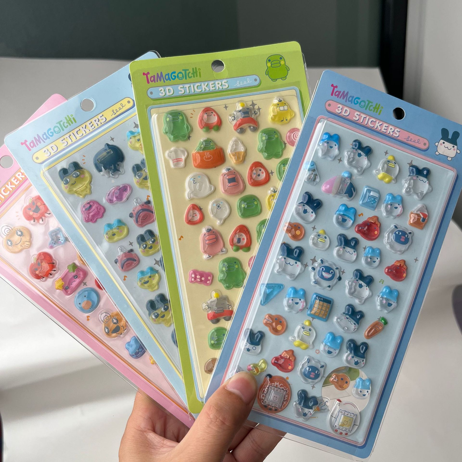 Laptop Accessories Decoration - Niedliche Tamagotchi 3D Puffy Sticker Retro